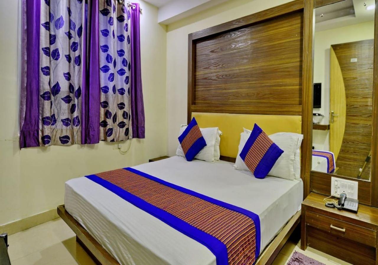Hotel International Neelam Near New Delhi Railway Station ニューデリー エクステリア 写真