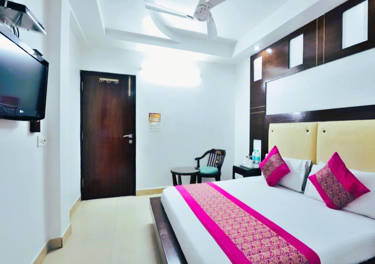 Hotel International Neelam Near New Delhi Railway Station ニューデリー エクステリア 写真