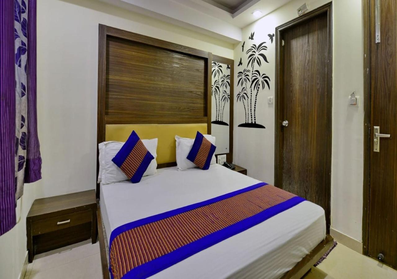 Hotel International Neelam Near New Delhi Railway Station ニューデリー エクステリア 写真