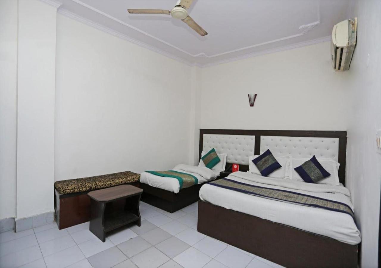 Hotel International Neelam Near New Delhi Railway Station ニューデリー エクステリア 写真