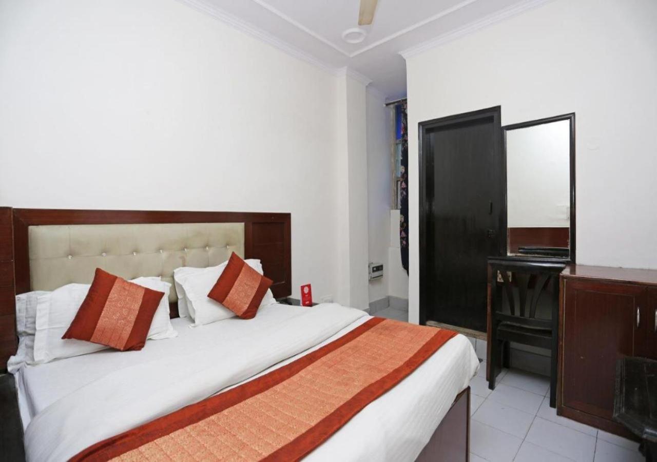 Hotel International Neelam Near New Delhi Railway Station ニューデリー エクステリア 写真